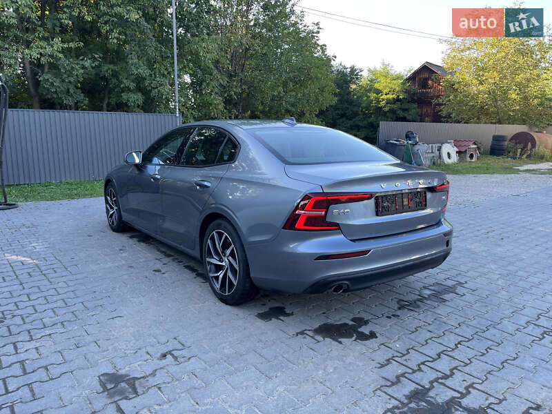 Volvo S60 2019