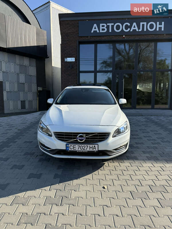 Volvo S60 2015