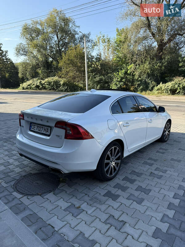 Volvo S60 2015