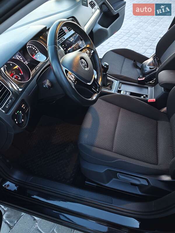 Volkswagen Golf 2017