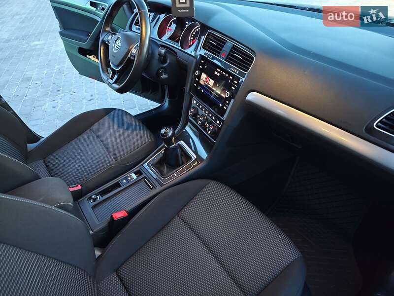 Volkswagen Golf 2017