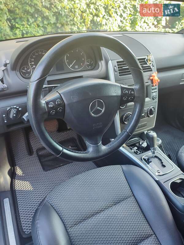Mercedes-Benz A-Class 2010
