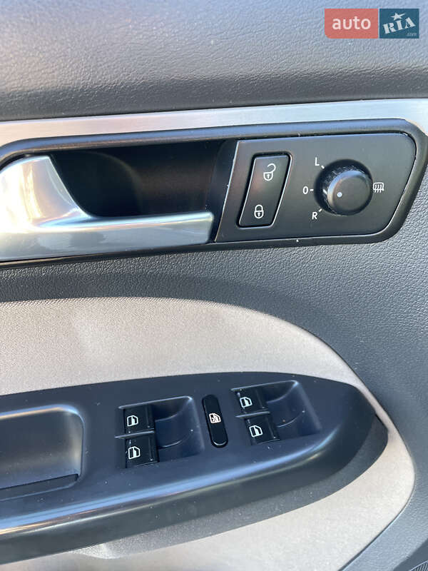 Volkswagen Touran 2008