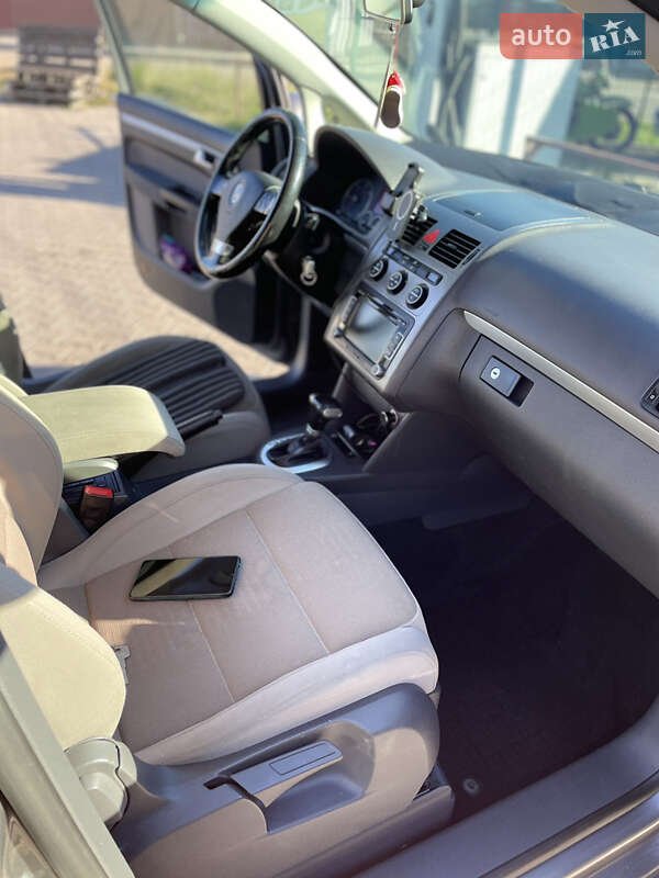 Volkswagen Touran 2008