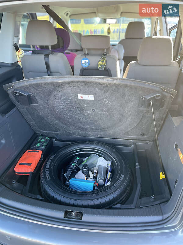 Volkswagen Touran 2008