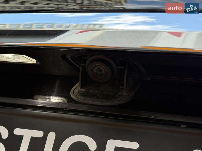 Mercedes-Benz S-Class 2015