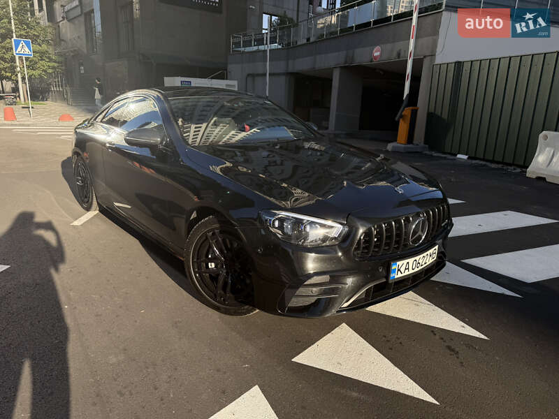 Mercedes-Benz E-Class 2021