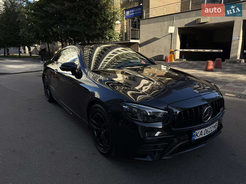 Mercedes-Benz E-Class 2021