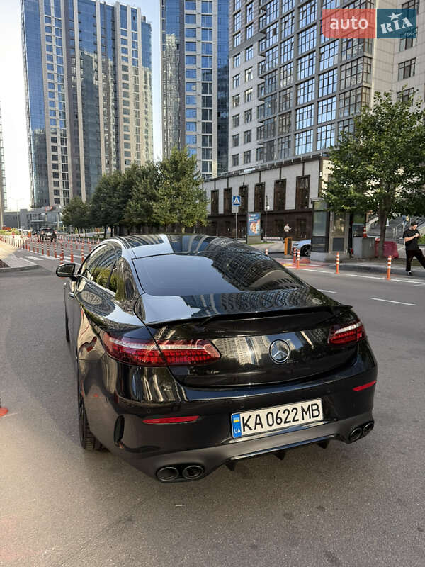 Mercedes-Benz E-Class 2021