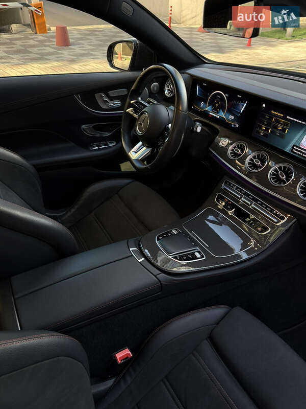 Mercedes-Benz E-Class 2021