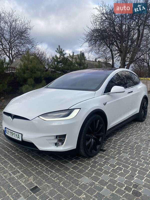 Tesla-23