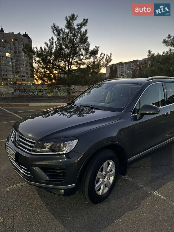 Volkswagen Touareg 2015