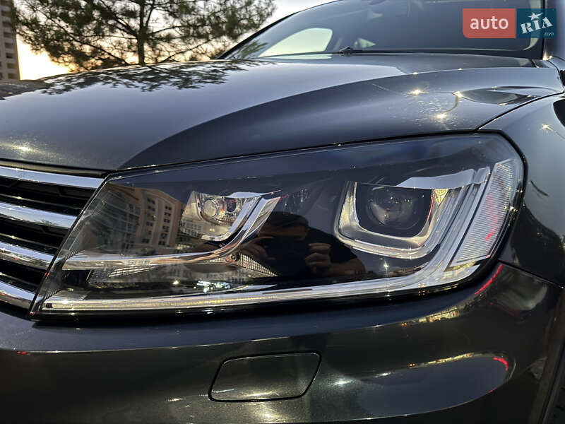 Volkswagen Touareg 2015