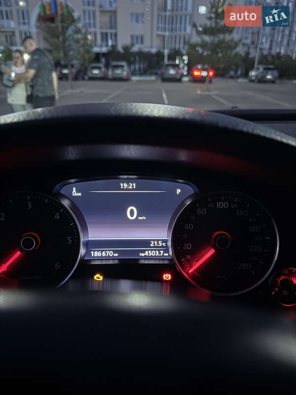 Volkswagen Touareg 2015