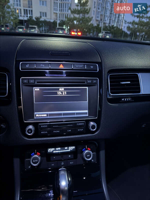 Volkswagen Touareg 2015