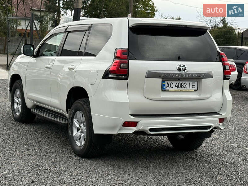 Toyota Land Cruiser Prado 2019
