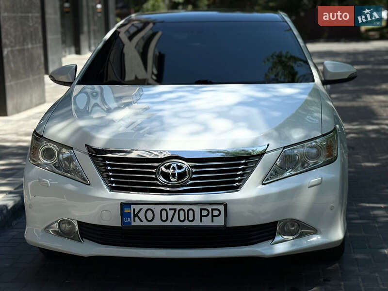 Toyota Camry 2012