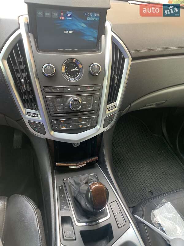 Cadillac SRX 2011