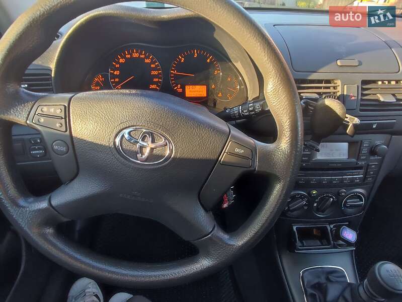 Toyota Avensis 2007