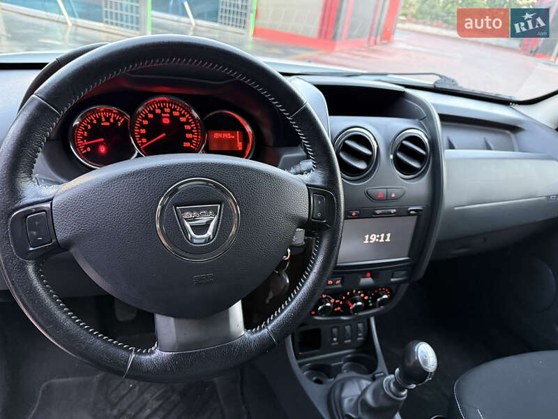 Dacia Duster 2016