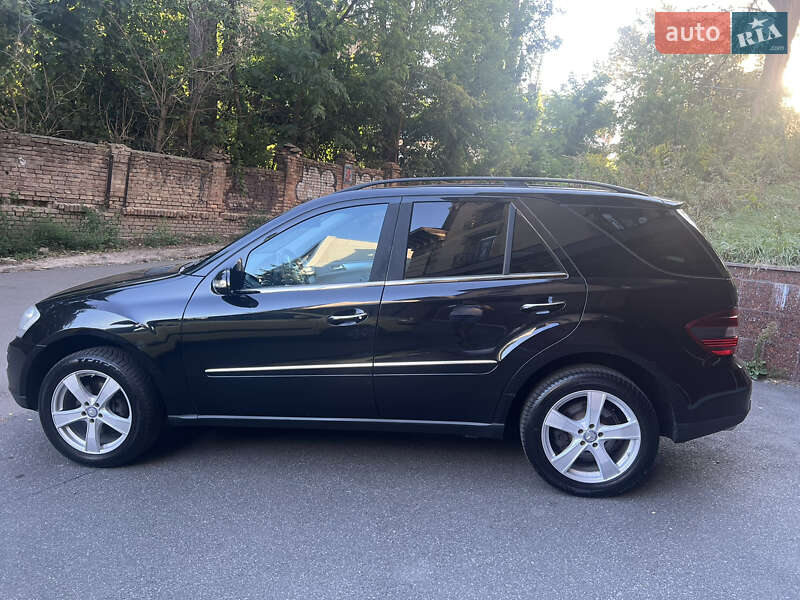 Mercedes-Benz M-Class 2007