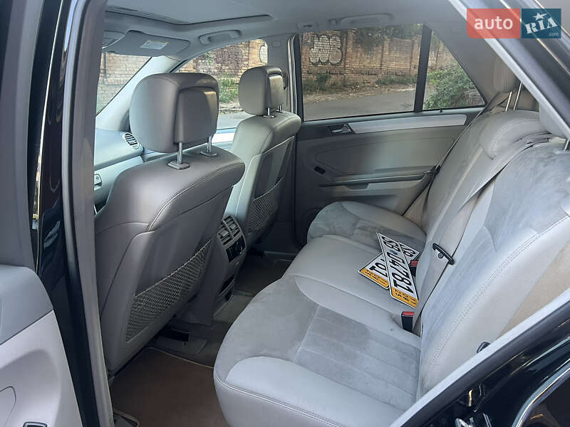 Mercedes-Benz M-Class 2007