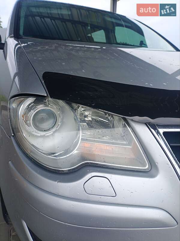 Volkswagen Touran 2008