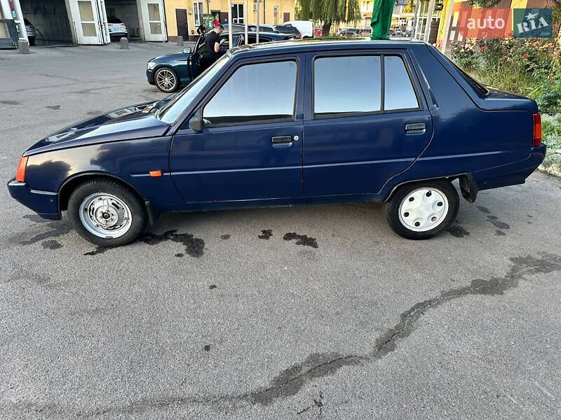 ЗАЗ 1103 Славута 2009