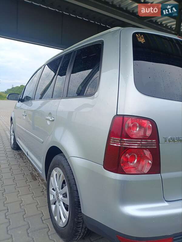Volkswagen Touran 2008