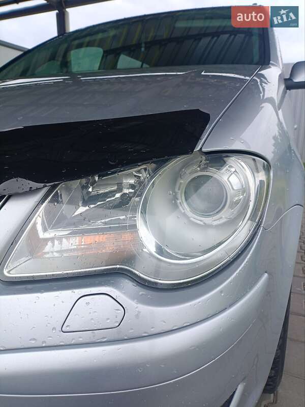 Volkswagen Touran 2008