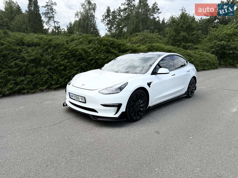 Tesla-3