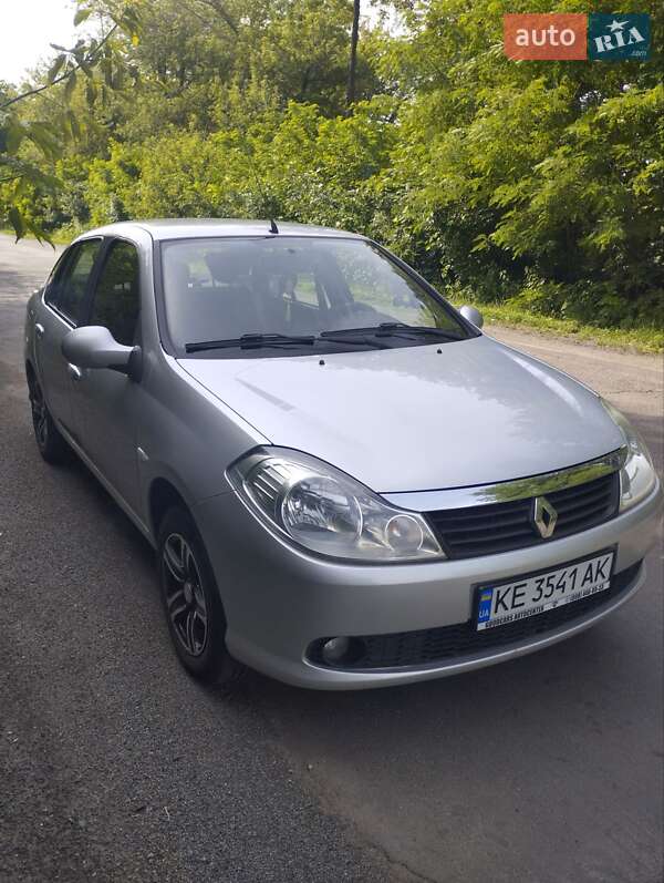Renault Logan 2011