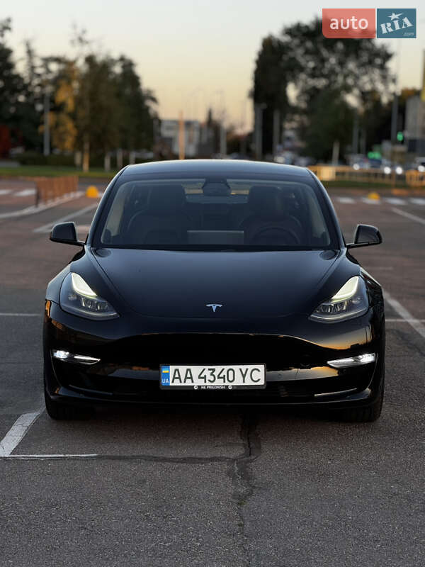 Tesla-4