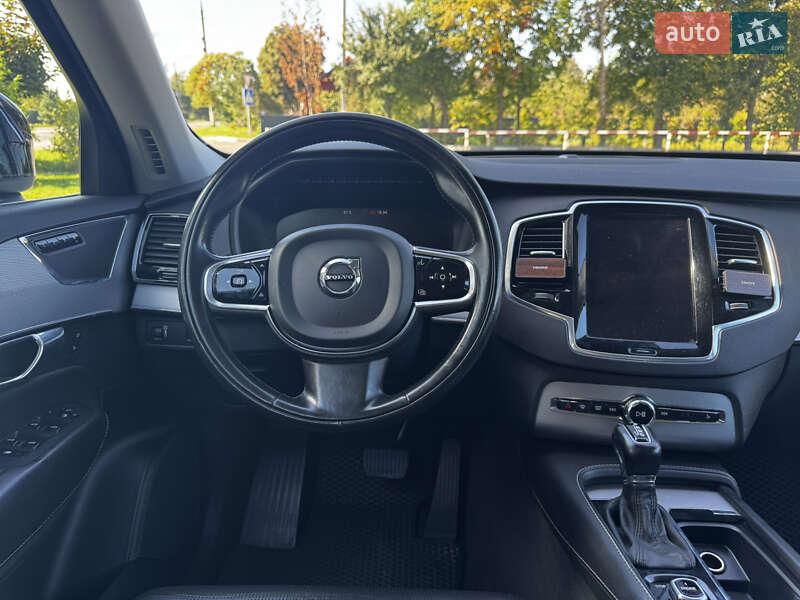 Volvo XC90 2016