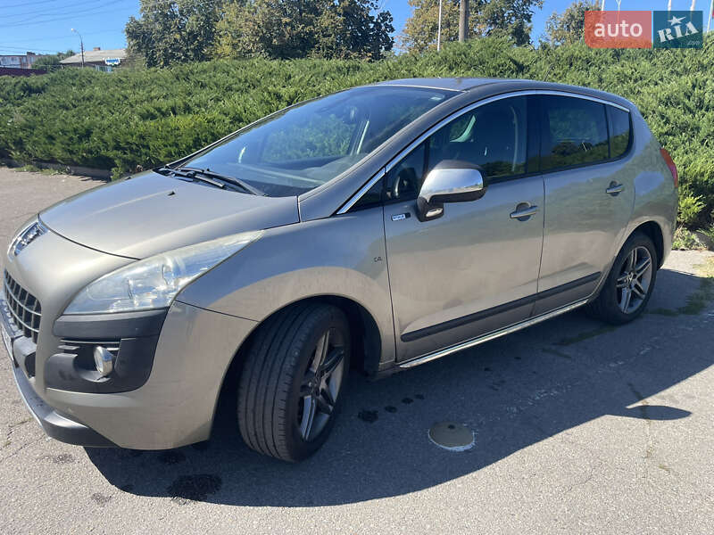 Peugeot 3008 2013