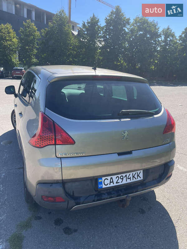 Peugeot 3008 2013