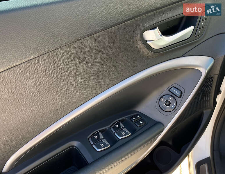 Hyundai Santa FE 2015