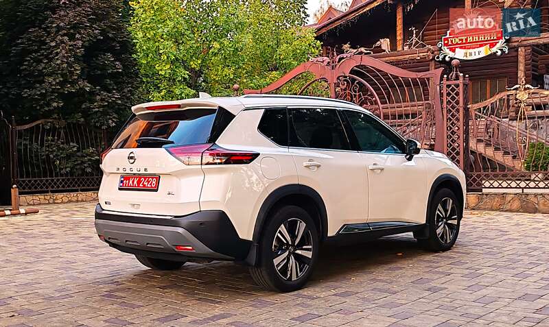 Nissan Rogue 2021