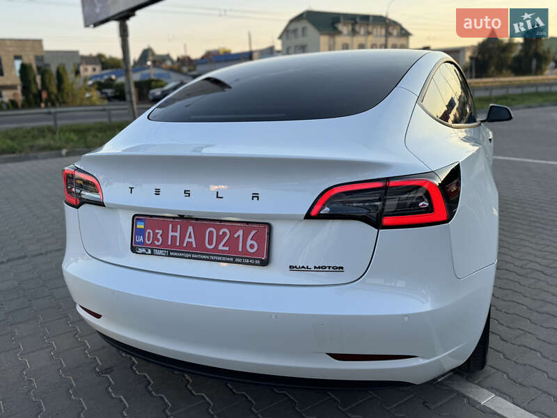 Tesla-8