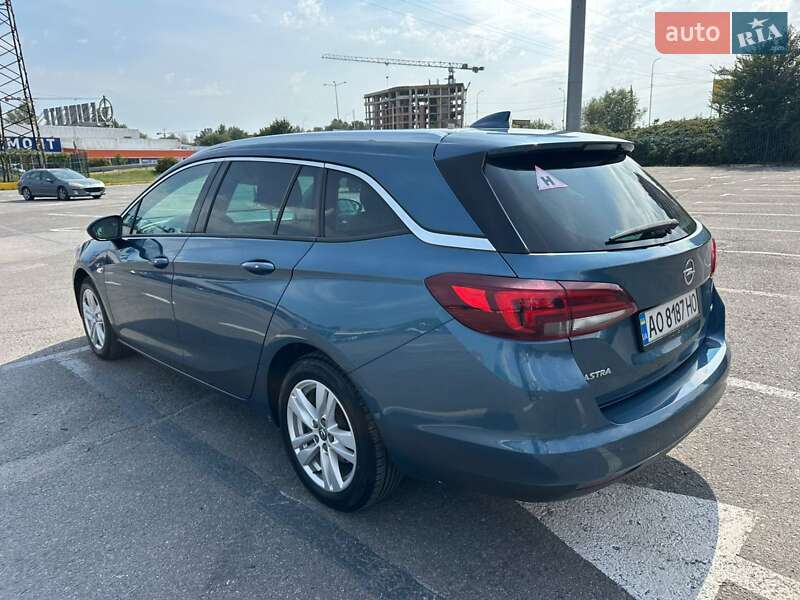 Opel Astra 2016