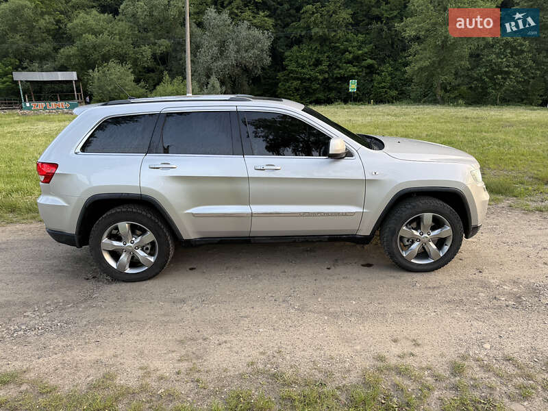 Jeep Grand Cherokee 2011