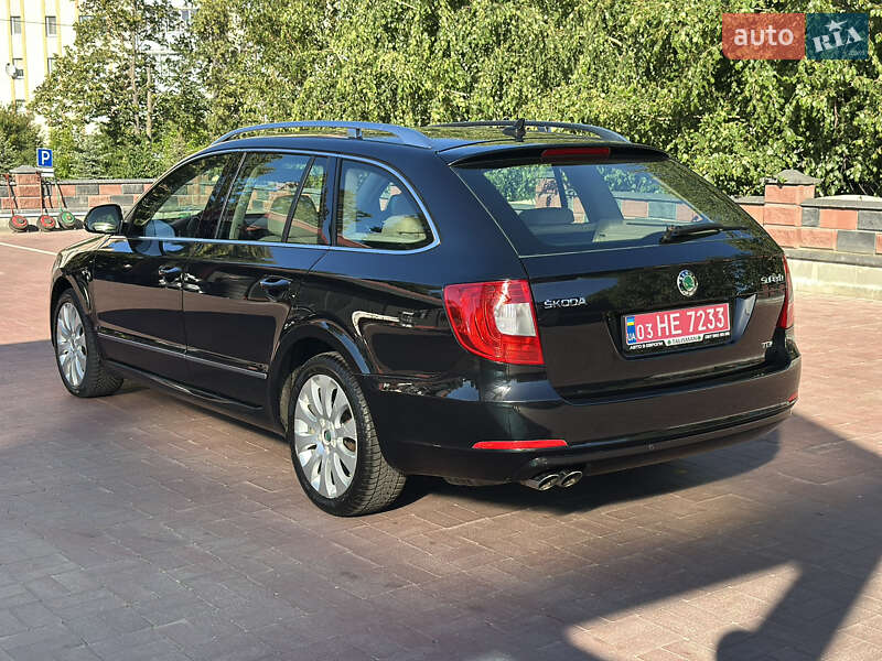 Skoda Superb 2012