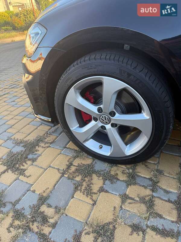 Volkswagen Golf GTI 2017