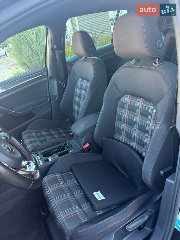 Volkswagen Golf GTI 2017