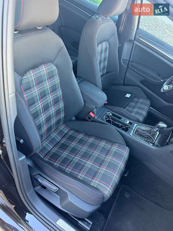 Volkswagen Golf GTI 2017