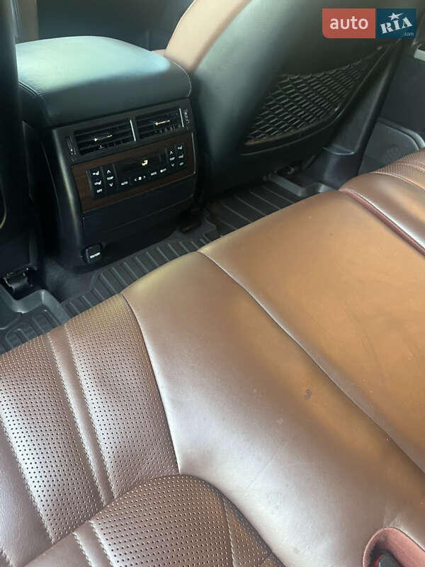 Toyota Land Cruiser 2019