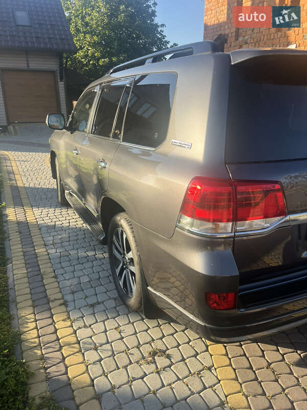 Toyota Land Cruiser 2019