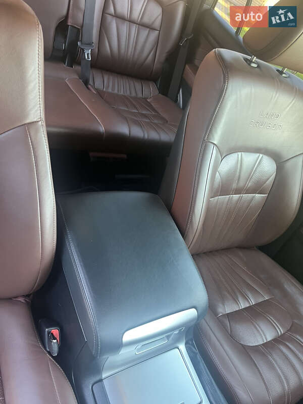 Toyota Land Cruiser 2019