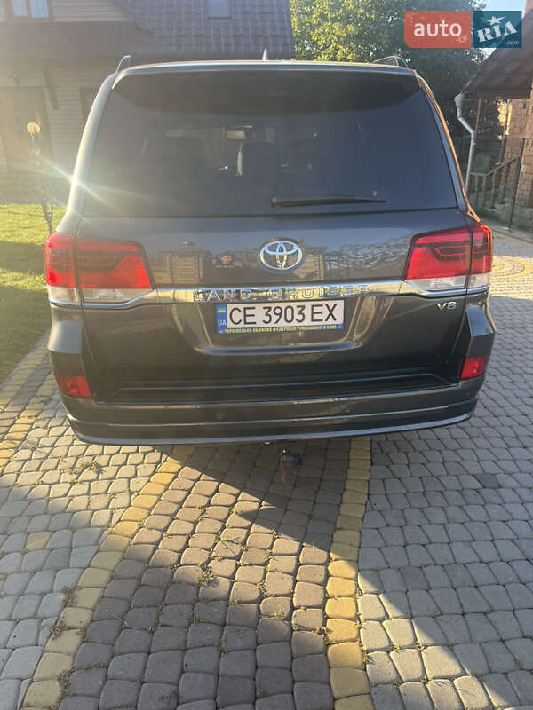 Toyota Land Cruiser 2019