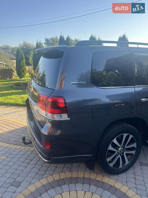 Toyota Land Cruiser 2019